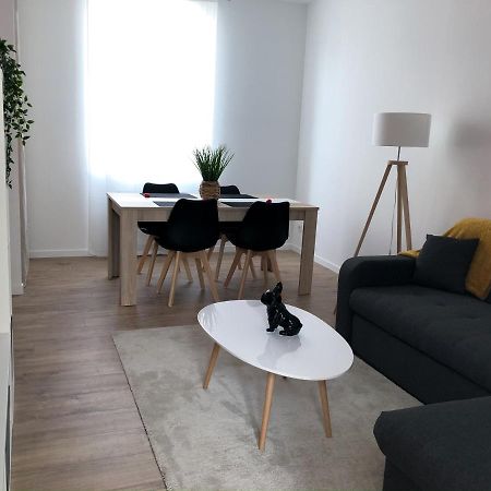 Grand Appartement Fonctionnel Proche Centre-Ville Сомюр Екстериор снимка